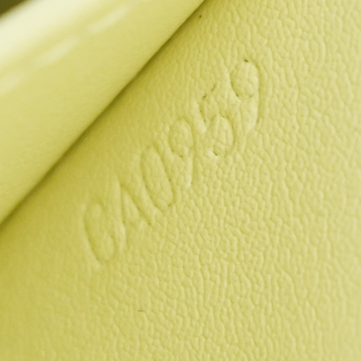 Louis Vuitton Thompson Street Handbag Monogram Vernis, Yellow, Patent Leather, Shoulder Bag