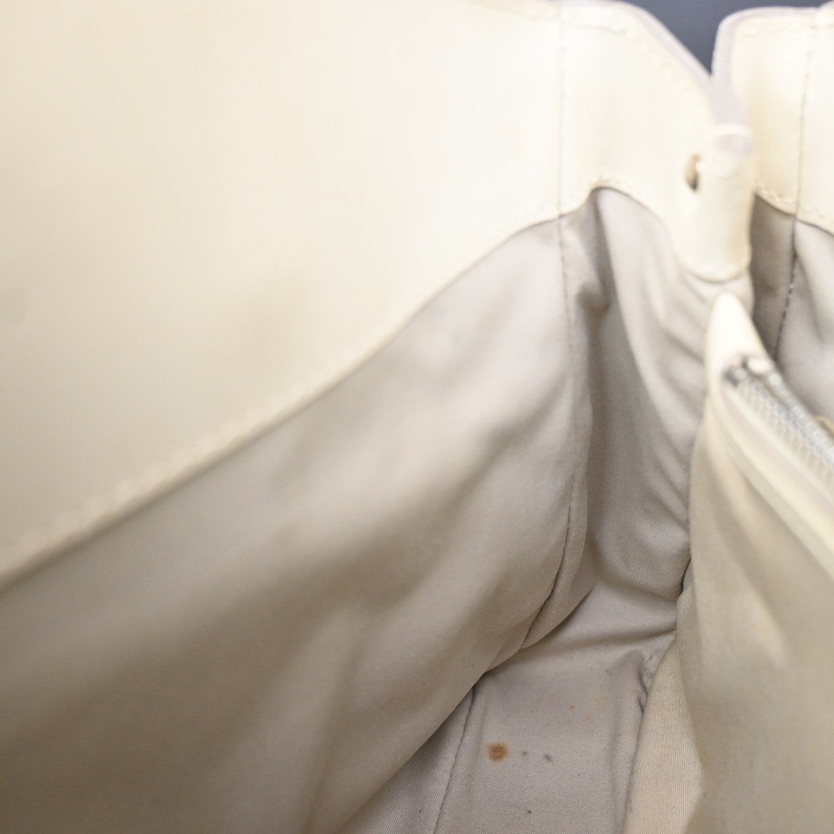 Louis Vuitton Passy Tote Epi Leather, WHITE, LEATHER, Tote bag