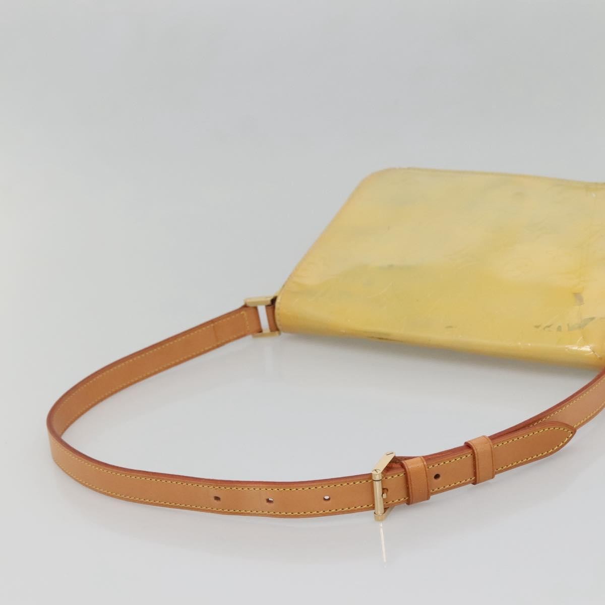 Louis Vuitton Thompson Street Handbag Monogram Vernis, BEIGE, PATENT_LEATHER, Shoulder bag