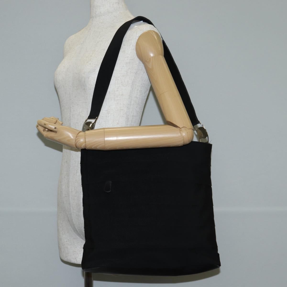 Salvatore Ferragamo Vala Shoulder Bag Nylon, BLACK, CANVAS, Shoulder bag