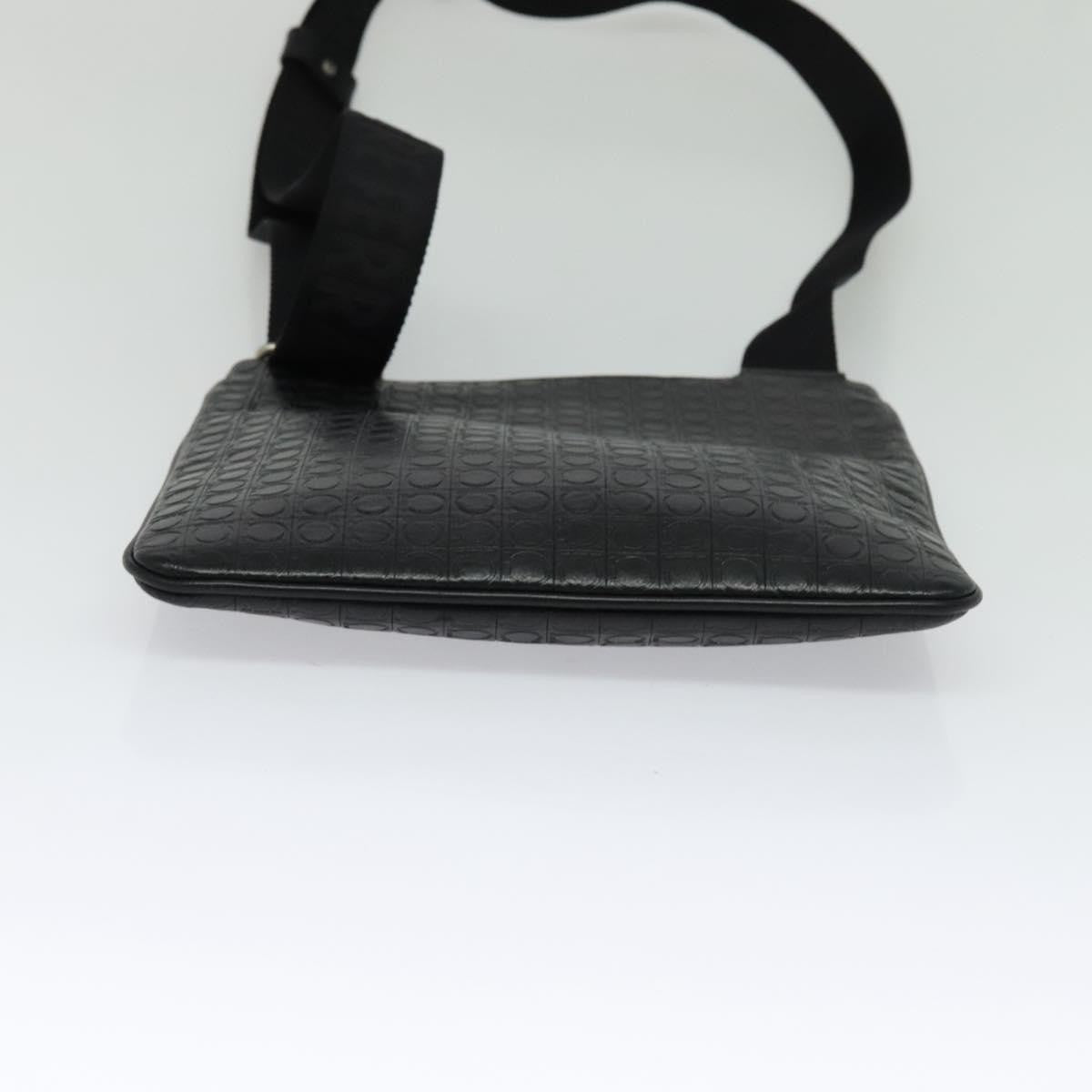 Salvatore Ferragamo Gancini Shoulder Bag Leather, BLACK, LEATHER, Shoulder bag