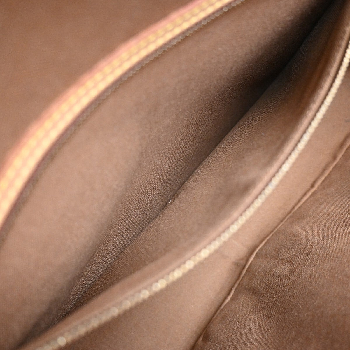 Louis Vuitton Sac Gibeciere Messenger Bag Monogram Canvas, BROWN, CANVAS, Crossbody bag