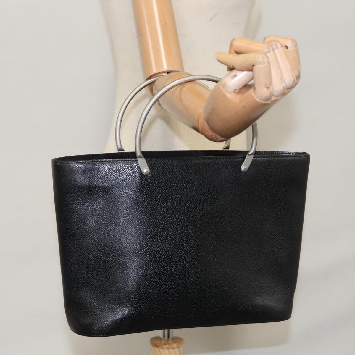 Chanel Vintage Metal Ring Tote Leather, BLACK, LEATHER, Tote bag