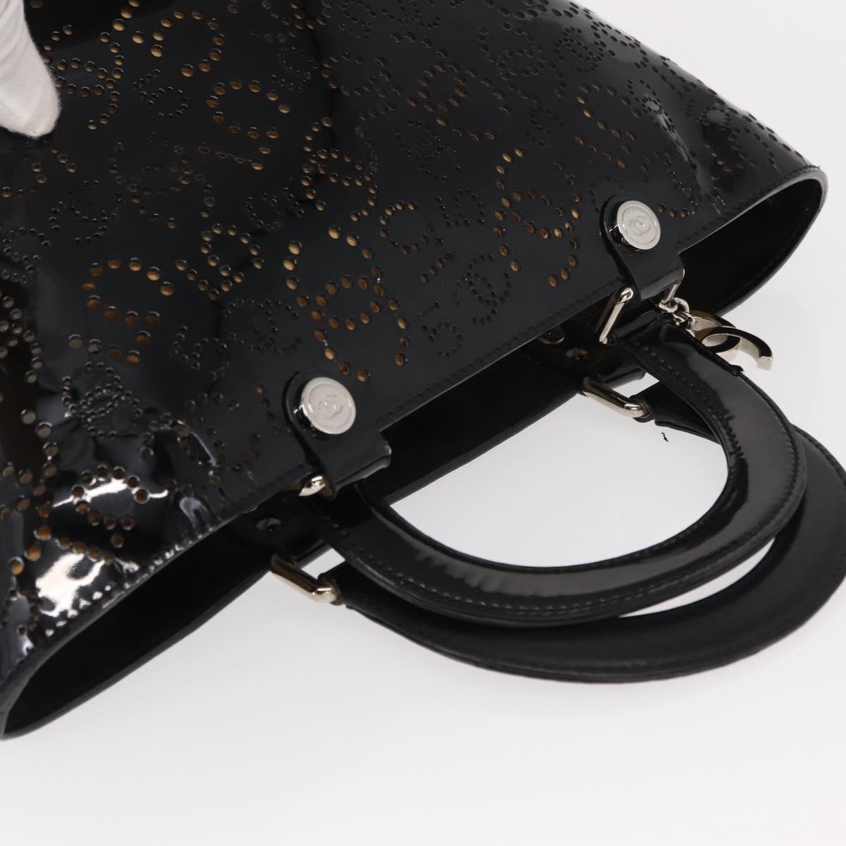 Chanel CC No.5 Shopping Tote Perforated Patent, BLACK, PATENT_LEATHER, Tote bag