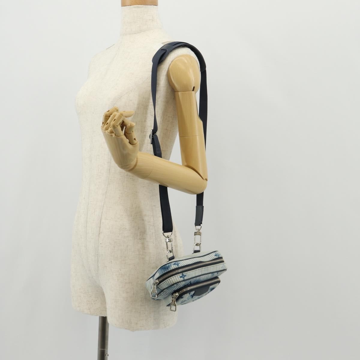 Louis Vuitton Outdoor Pouch Limited Edition Monogram Watercolor Stripes Denim, BLUE, CANVAS, Clutche & pouche