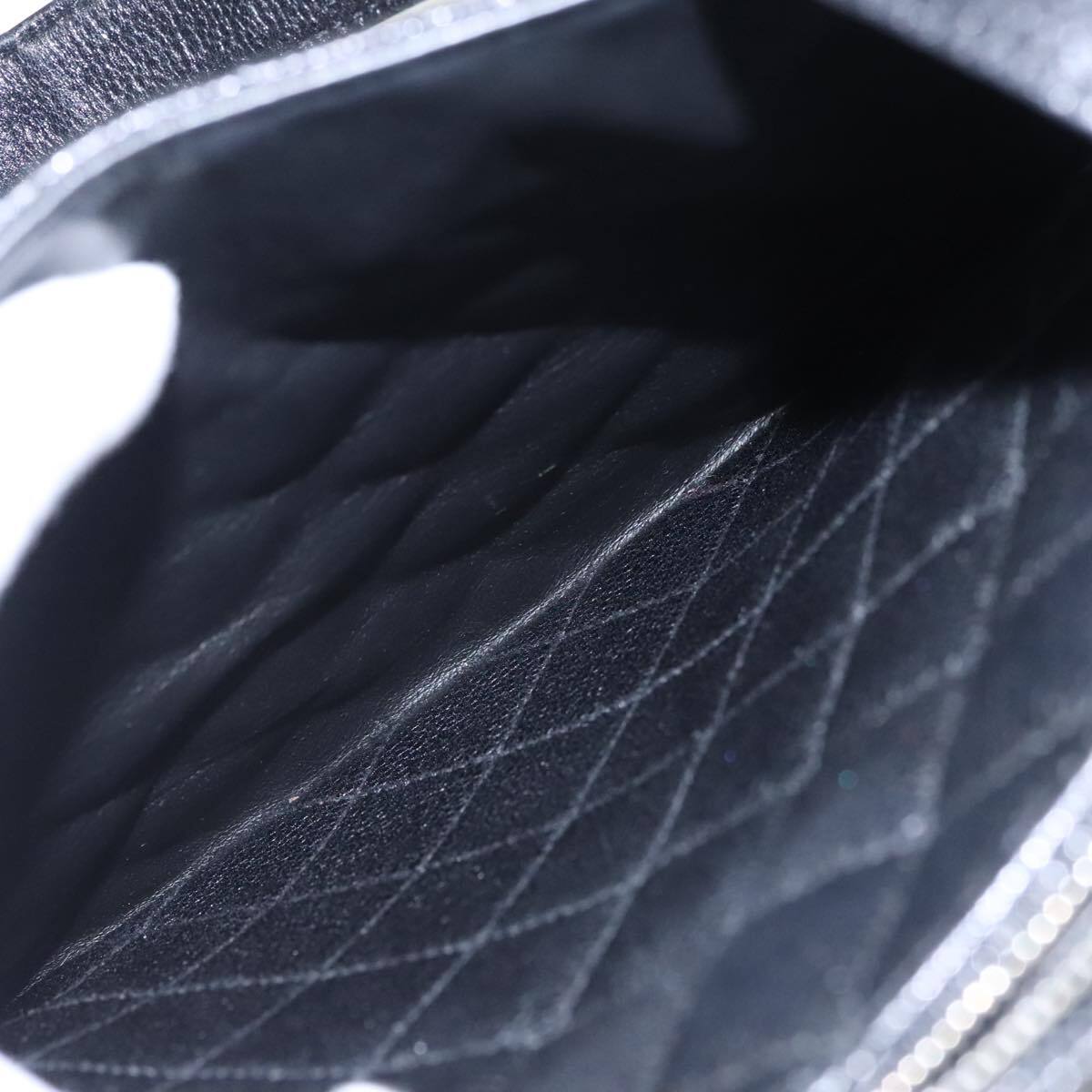 Chanel Vintage CC Zip Around Shoulder Bag Quilted Caviar, BLACK, LEATHER, Tote bag