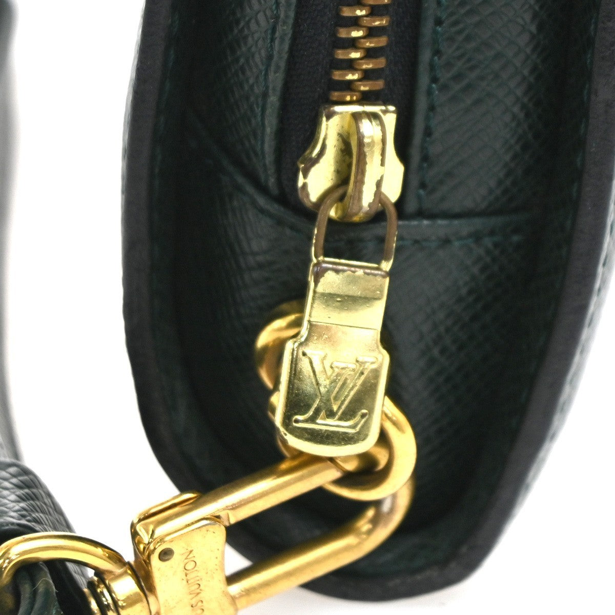 Louis Vuitton Pochette Baikal Clutch Taiga Leather, GREEN, LEATHER, Clutche & pouche