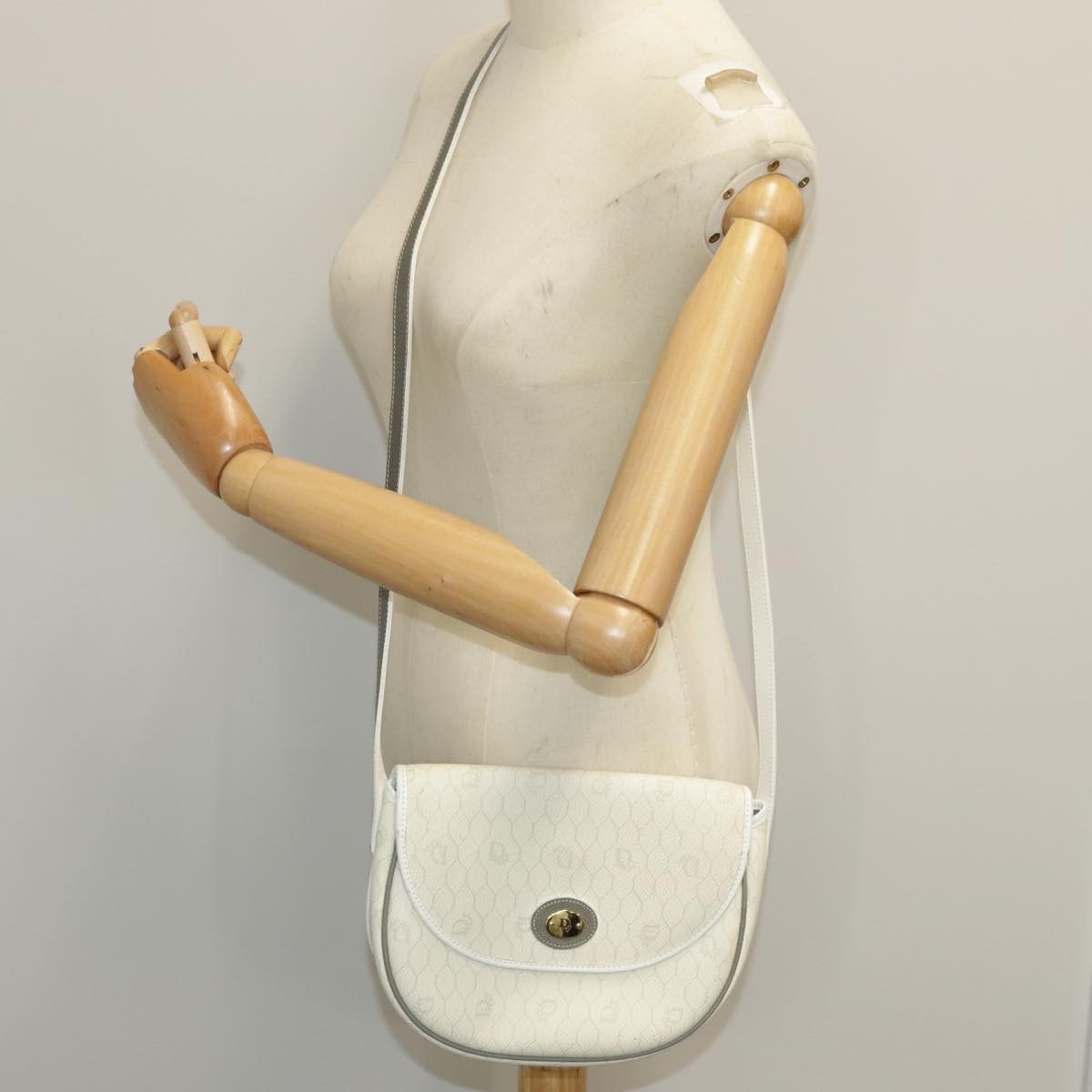 Christian Dior Vintage Honeycomb Shoulder Bag Canvas, WHITE, CANVAS, Shoulder bag