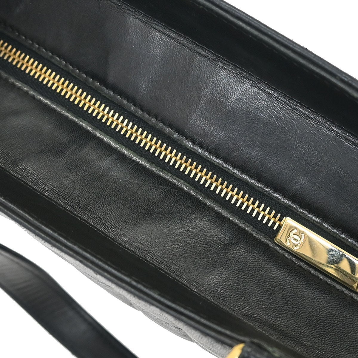 Chanel Chocolate Bar CC Tote Quilted Leather, BLACK, LEATHER, Tote bag