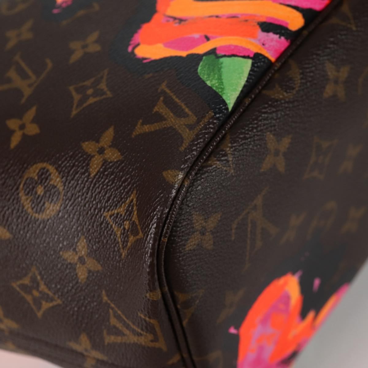 Louis Vuitton Neverfull Tote Limited Edition Monogram Roses, MULTICOLOUR, CANVAS, Tote bag
