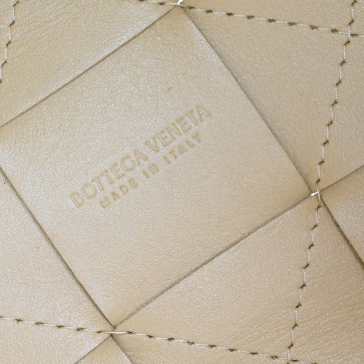 Bottega Veneta Cassette Bucket Bag Maxi Intrecciato Leather, BEIGE, LEATHER, Shoulder bag