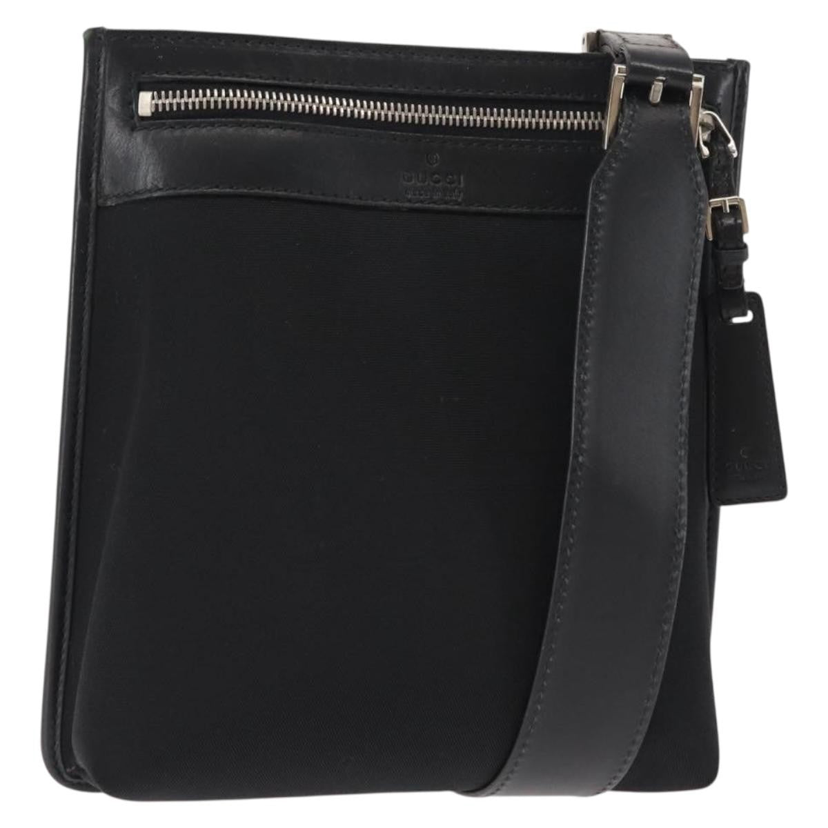 Gucci Vintage Flat Messenger Bag Nylon and Leather, BLACK, NYLON, Shoulder bag