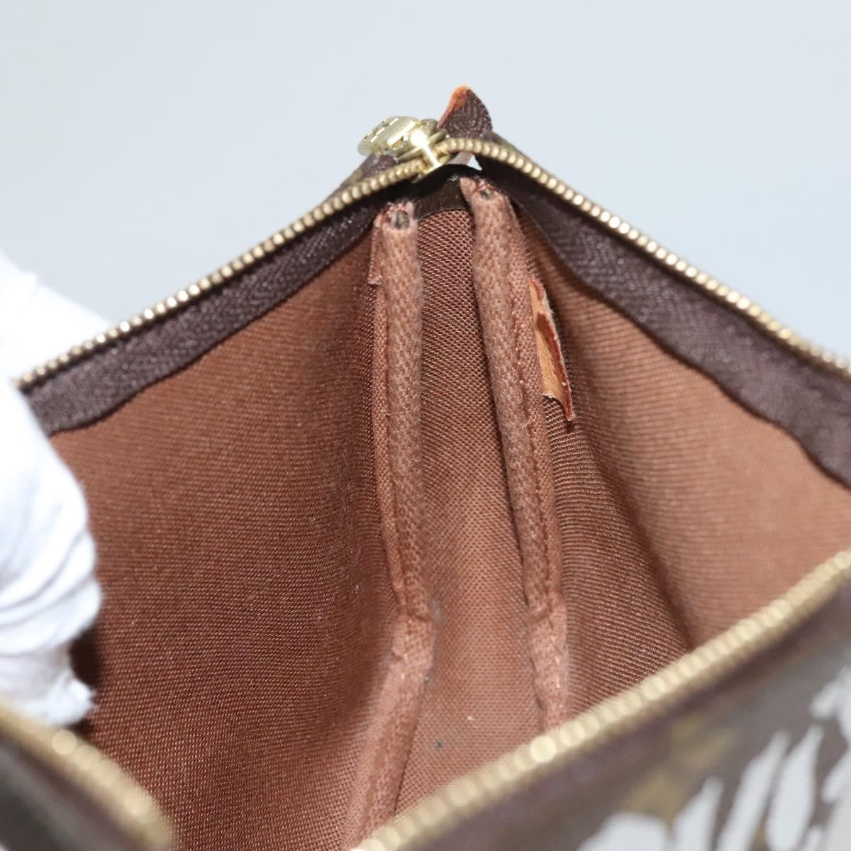 Louis Vuitton Pochette Accessoires Limited Edition Monogram Graffiti, WHITE, CANVAS, Clutche & pouche