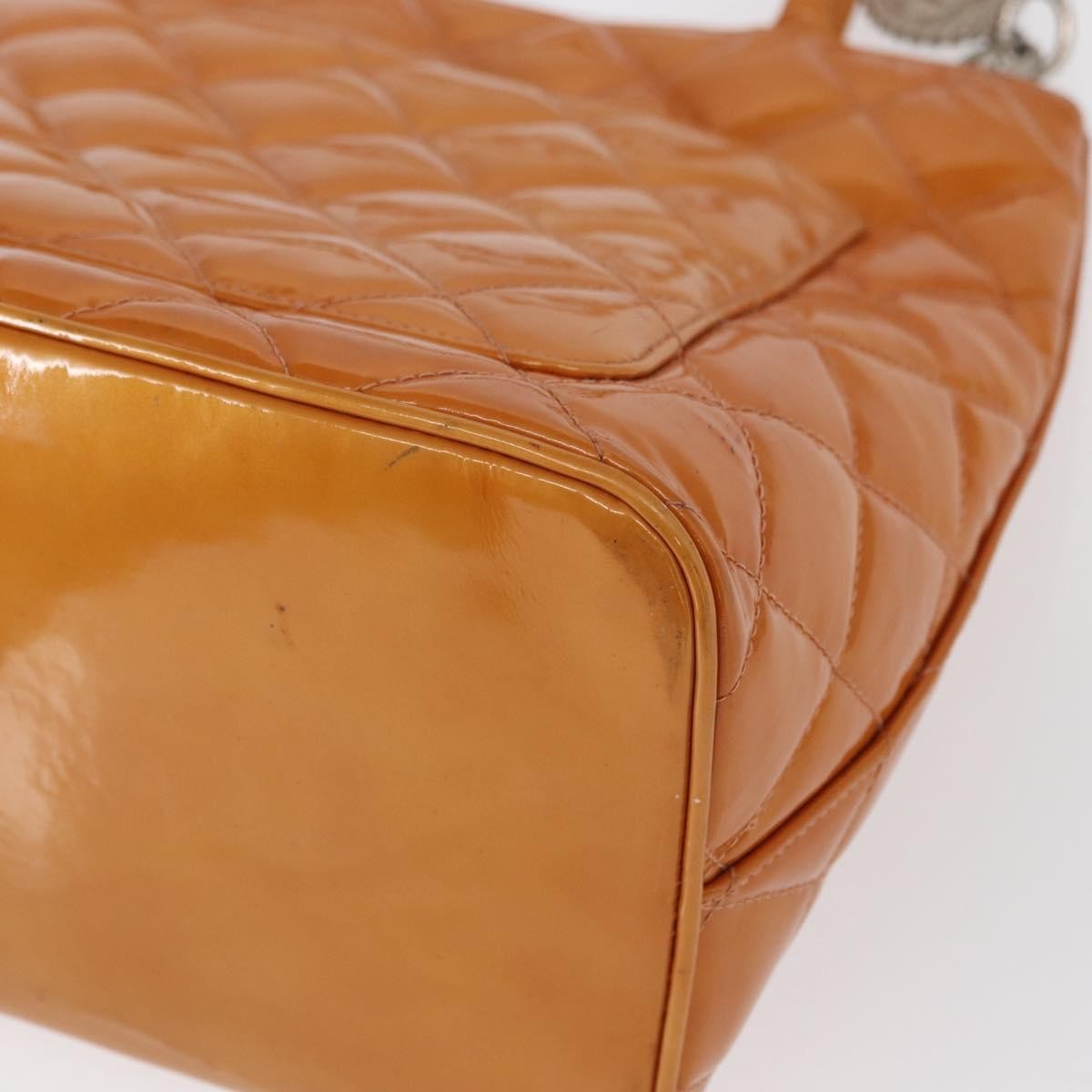 Chanel Medallion Tote Quilted Patent, BEIGE, PATENT_LEATHER, Tote bag