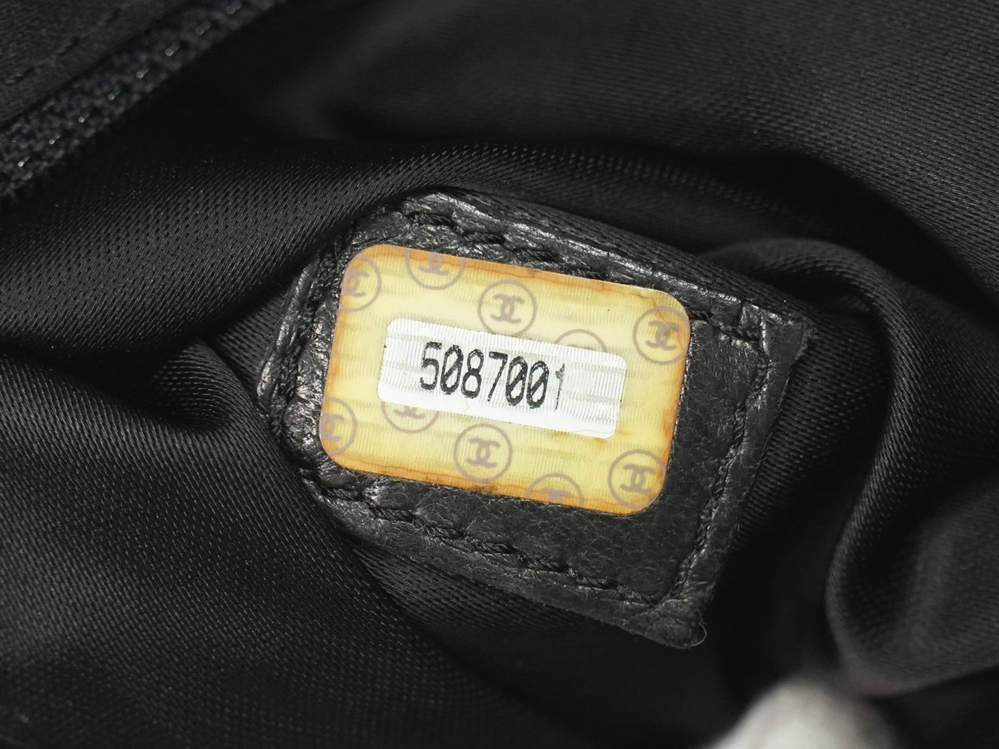 Chanel Vintage Logo Chain Tote Caviar, BLACK, LEATHER, Tote bag