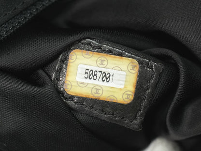 Chanel Vintage Logo Chain Tote Caviar, BLACK, LEATHER, Tote bag