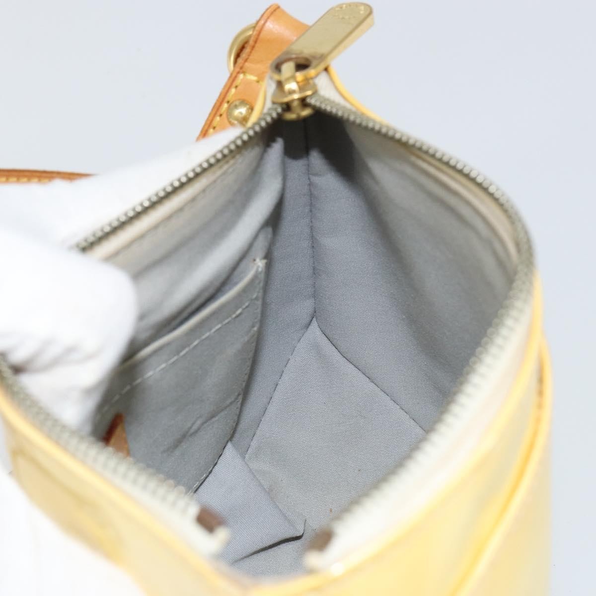 Louis Vuitton Minna Street Handbag Monogram Vernis, YELLOW, PATENT_LEATHER, Shoulder bag