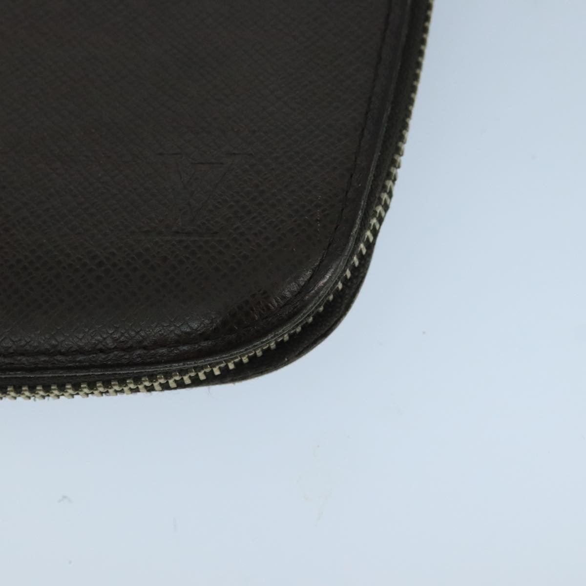 Louis Vuitton Atoll Organizer Wallet Taiga Leather, BROWN, LEATHER, Clutche & pouche