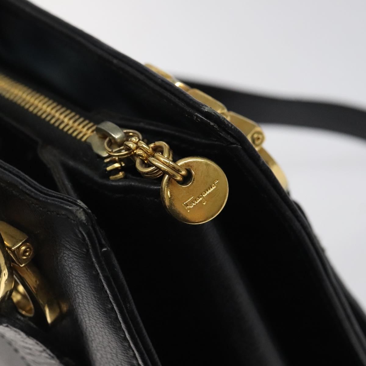 Salvatore Ferragamo Gancini Shoulder Bag Leather, BLACK, LEATHER, Shoulder bag