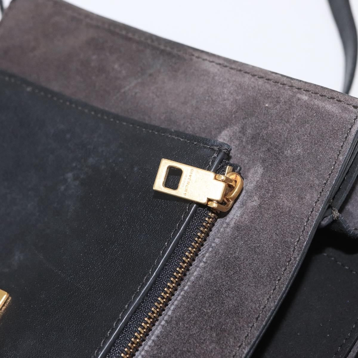 Givenchy GV3 Flap Bag Leather, BLACK, LEATHER, Shoulder bag