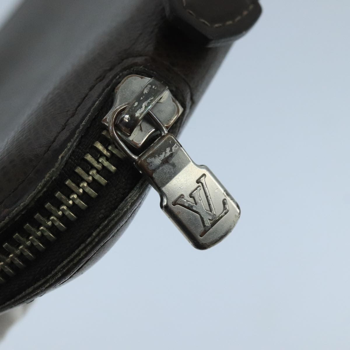 Louis Vuitton Atoll Organizer Wallet Taiga Leather, BROWN, LEATHER, Clutche & pouche