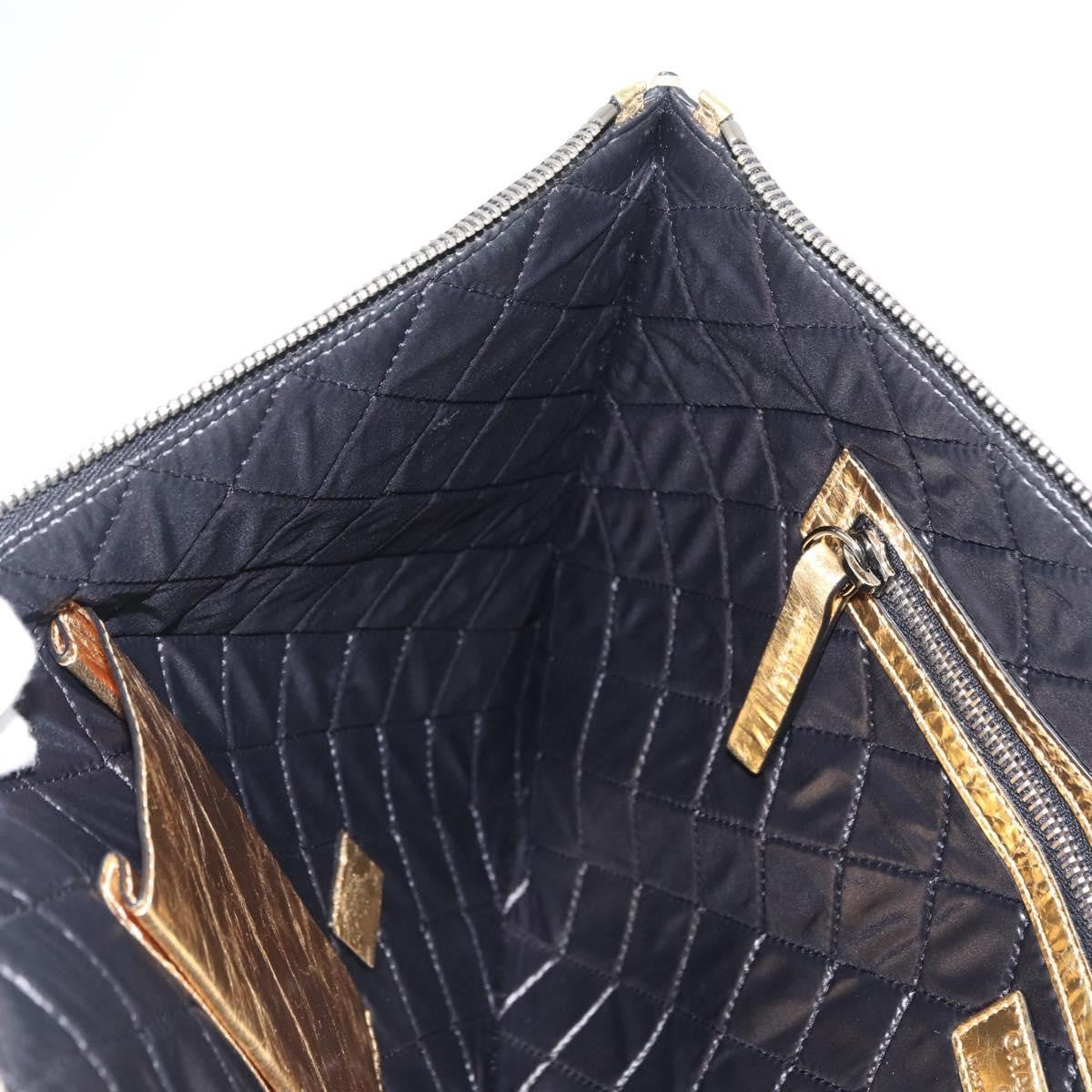 Chanel Feminine Pouch Crinkled Leather, GOLD, LEATHER, Clutche & pouche
