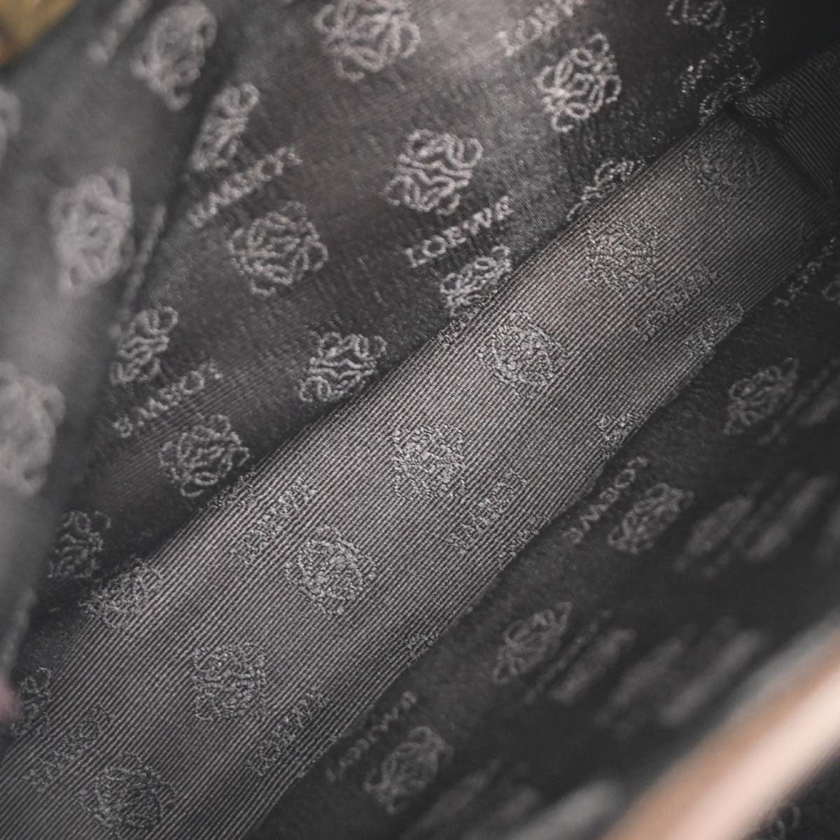 Loewe Anagram handbag Leather, BROWN, LEATHER, Handbag