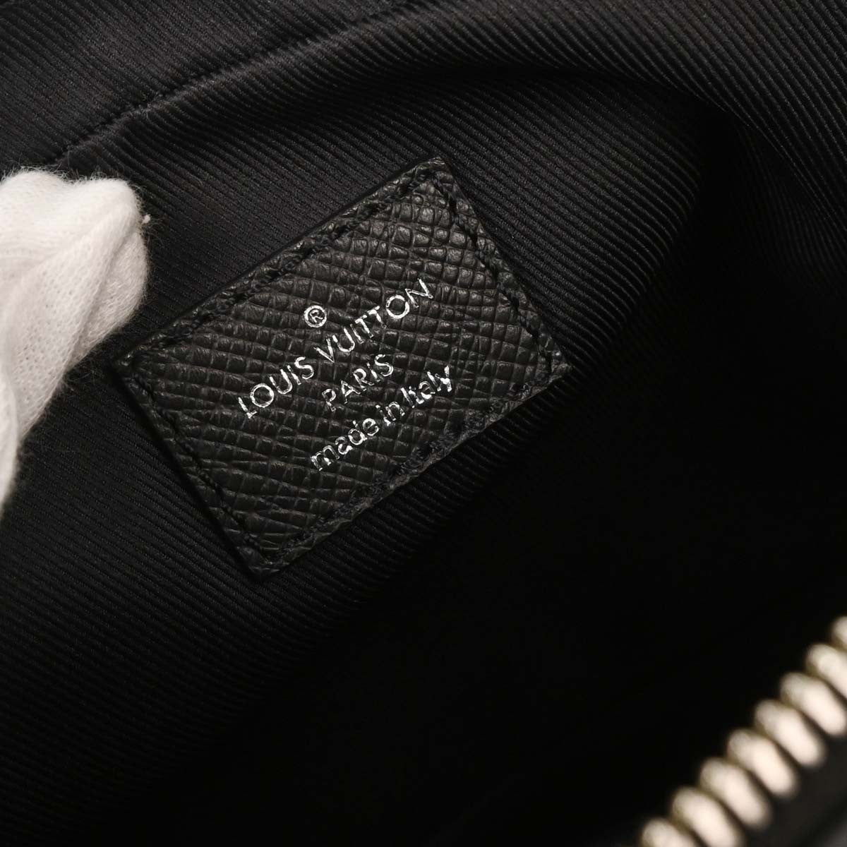 Louis Vuitton Outdoor BumBag Monogram Taigarama, BLACK, LEATHER, Shoulder bag