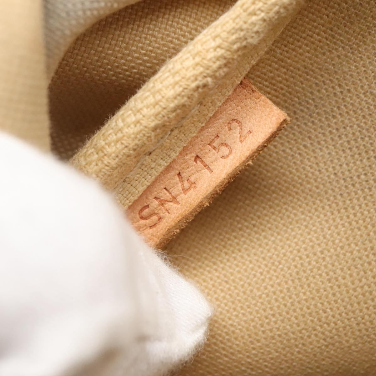 Louis Vuitton Eva Handbag Damier, WHITE, CANVAS, Shoulder bag