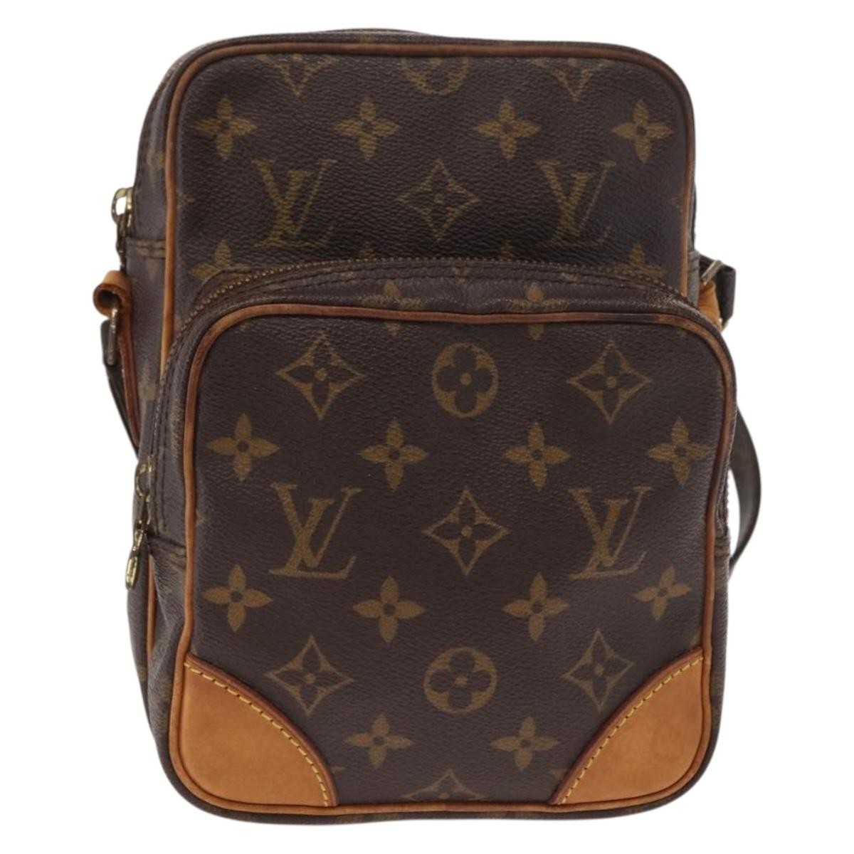 Louis Vuitton Amazone Bag Monogram Canvas, BROWN, CANVAS, Clutche & pouche