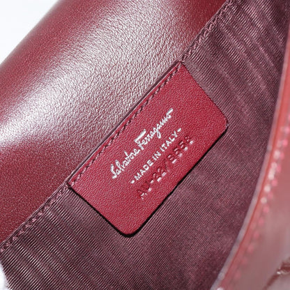 Salvatore Ferragamo Vala Chain Shoulder bag Patent leather, RED, PATENT_LEATHER, Shoulder bag