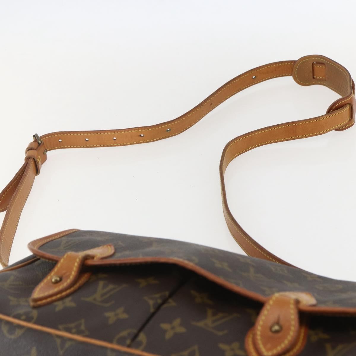 Louis Vuitton Sac Gibeciere Messenger Bag Monogram Canvas, BROWN, CANVAS, Shoulder bag