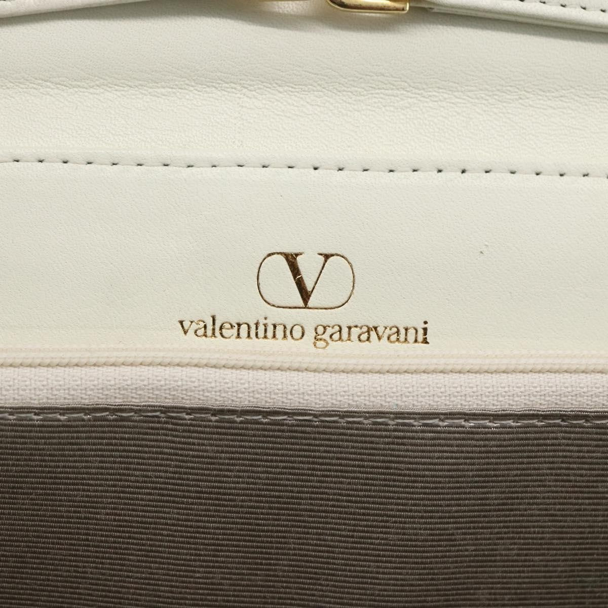 Valentino Garavani Vintage shoulder bag Leather, WHITE, LEATHER, Shoulder bag