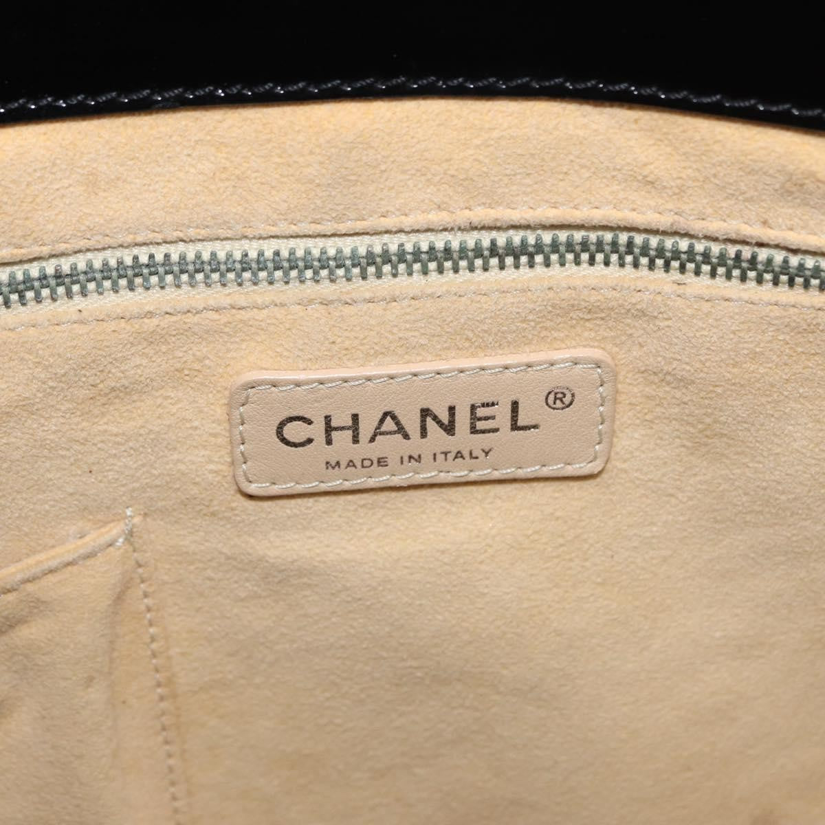 Chanel CC No.5 Shopping Tote Perforated Patent, BLACK, PATENT_LEATHER, Tote bag