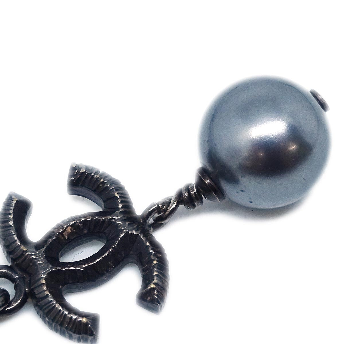 Chanel Vintage CC Pendant Necklace Metal, BLACK, METAL, Necklace