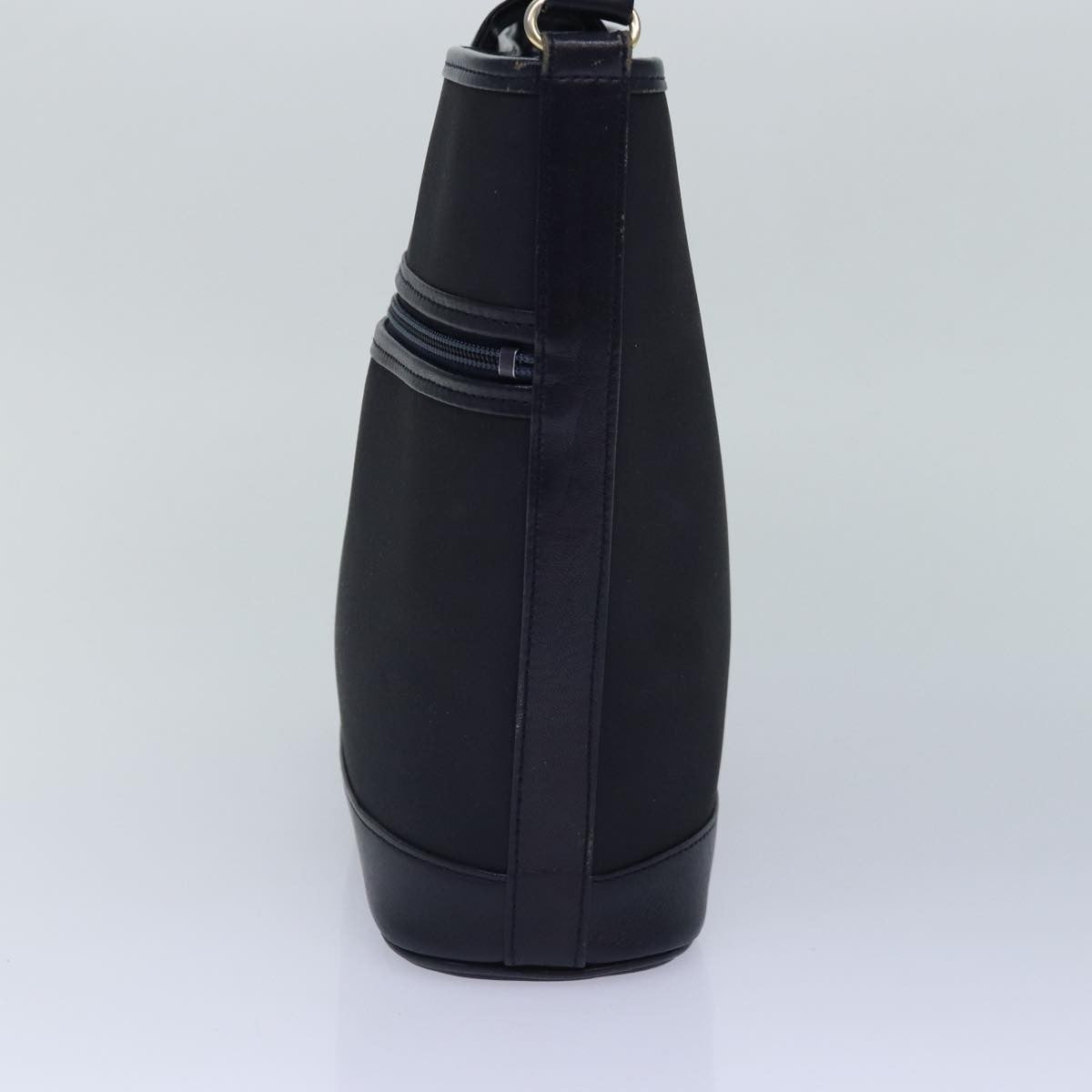 Burberry Vintage Shoulder Bag Nylon, NAVY, NYLON, Shoulder bag