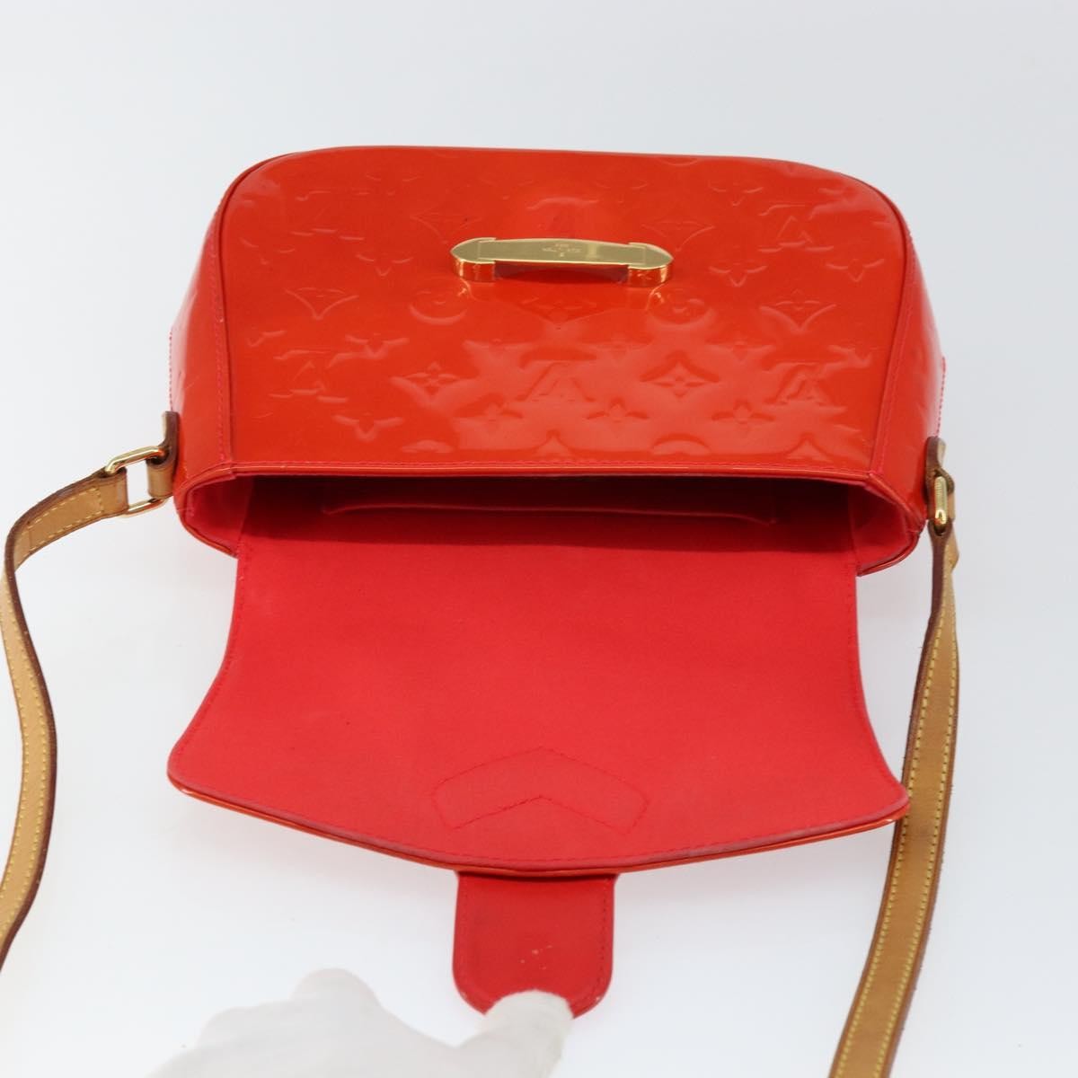 Louis Vuitton Bellflower Handbag Monogram Vernis, RED, PATENT_LEATHER, Shoulder bag