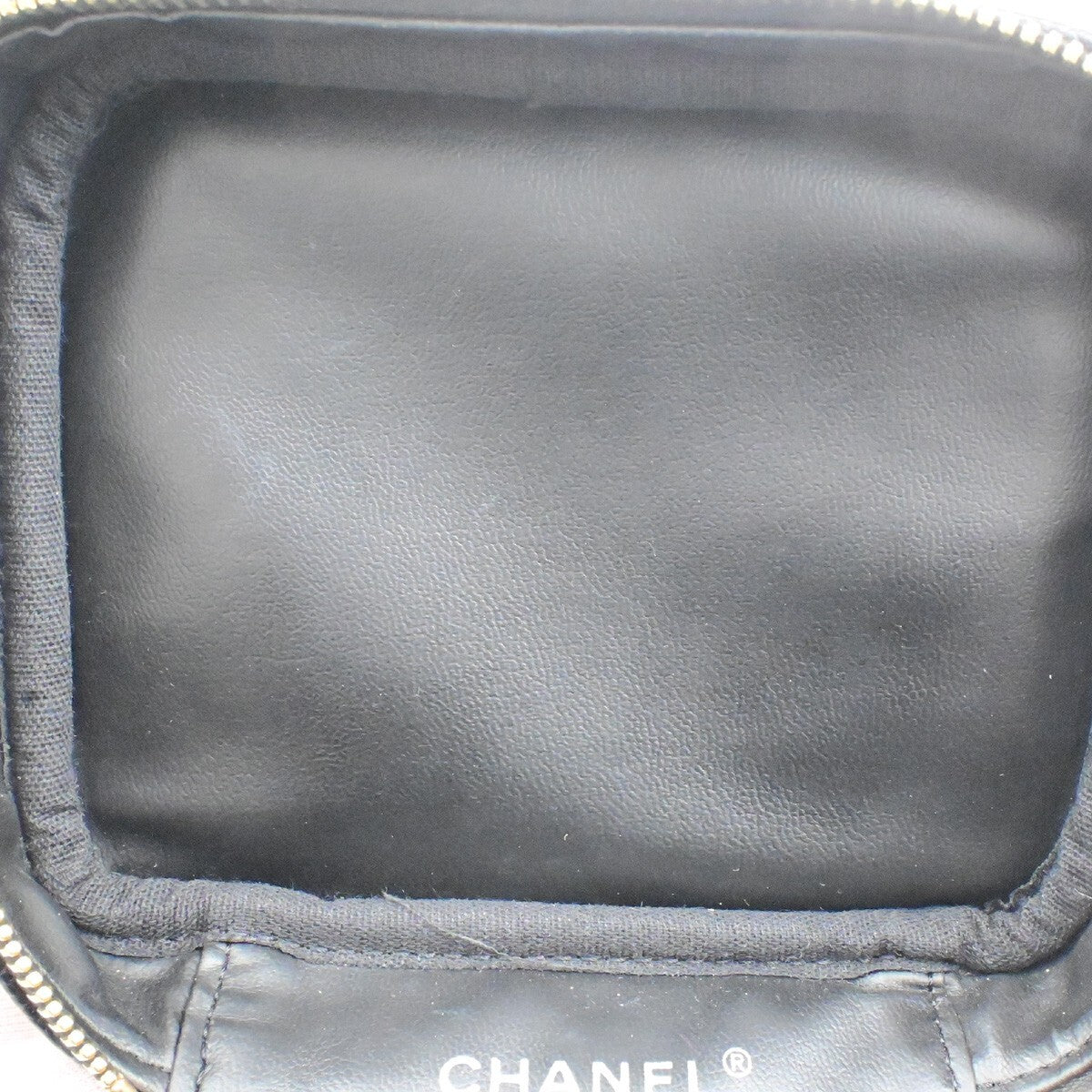 Chanel Vintage Timeless Cosmetic Case Caviar, BLACK, CALFSKIN, Handbag