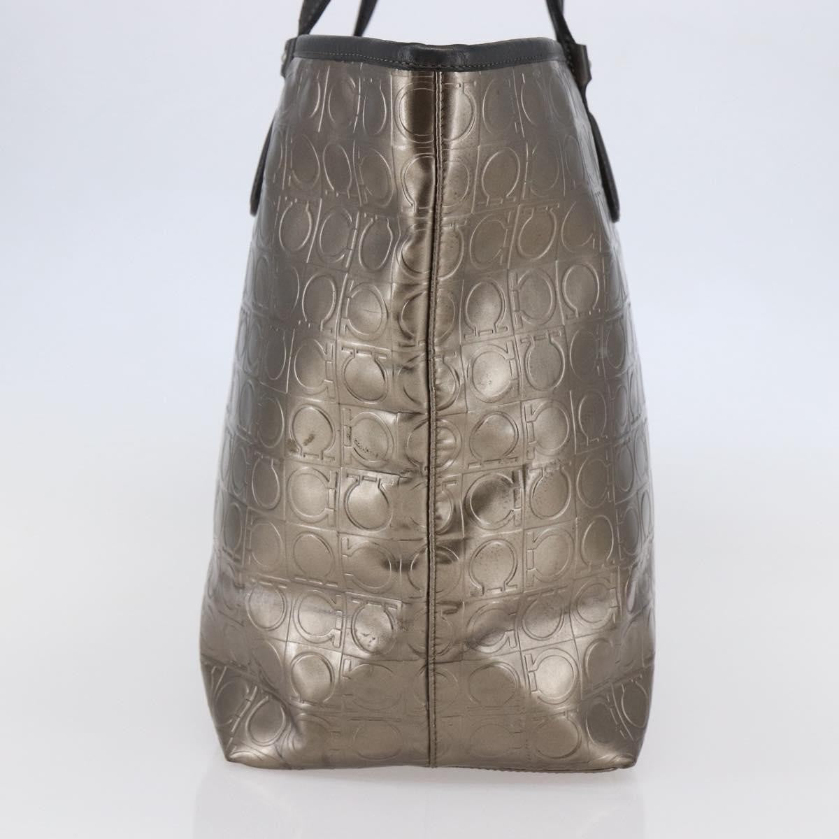 Salvatore Ferragamo Gancini Tote Patent leather, GOLD, PATENT_LEATHER, Tote bag