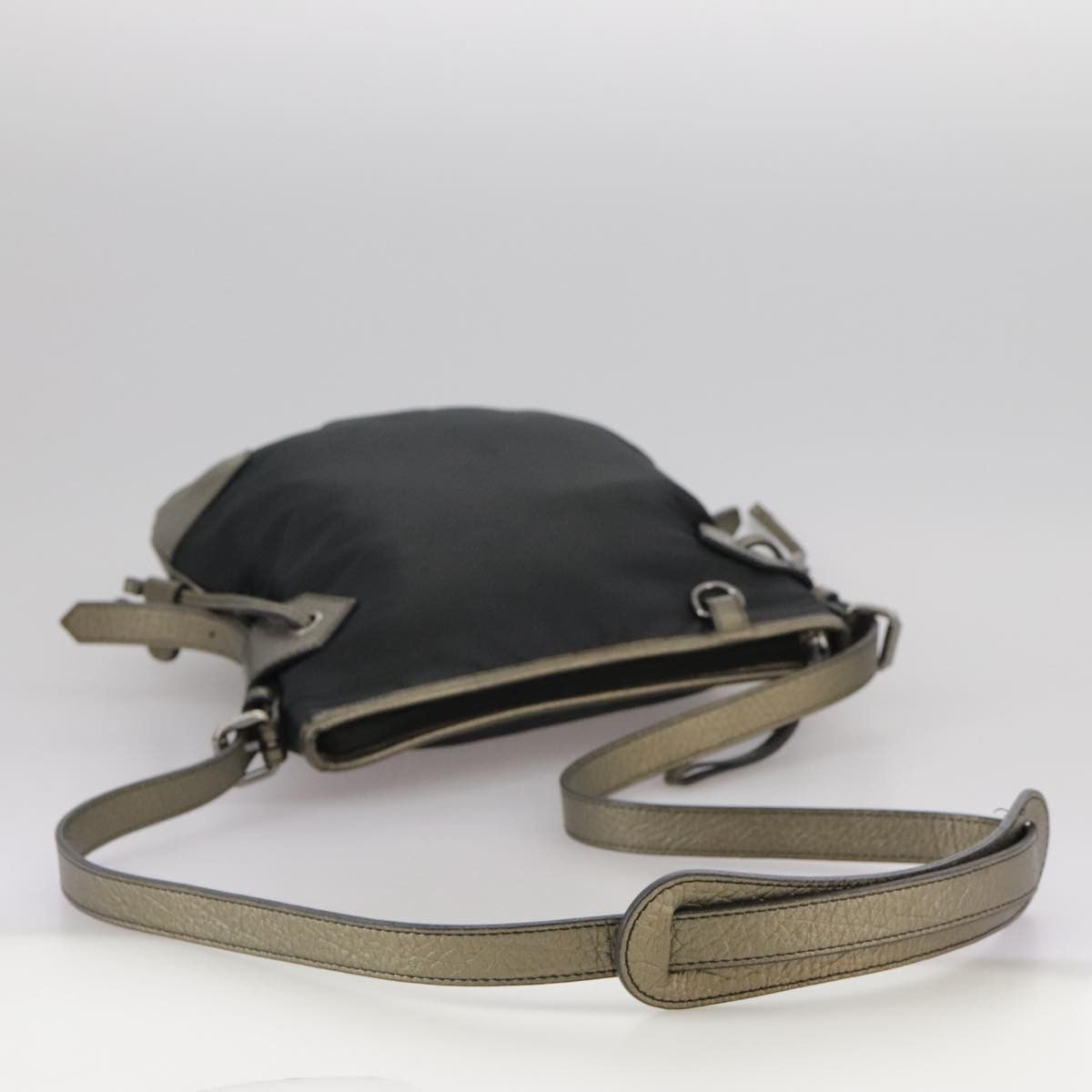 Burberry Vintage Shoulder Bag Nylon, BLACK, NYLON, Shoulder bag