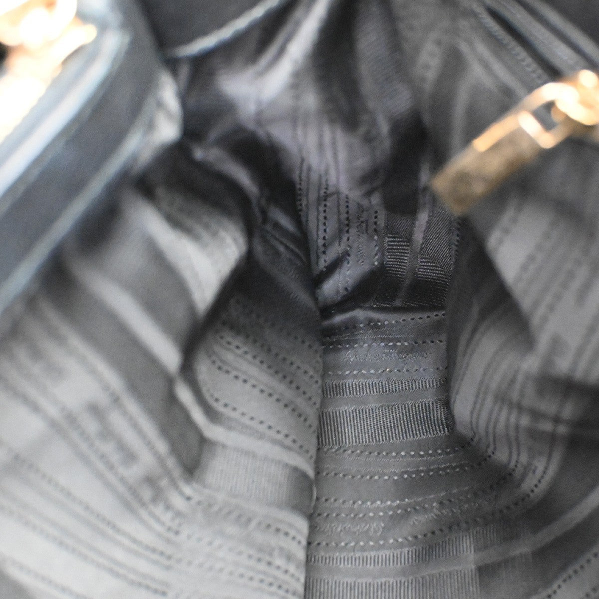 Salvatore Ferragamo Double Gancini Side Buckle Tote Leather, BLACK, LEATHER, Tote bag