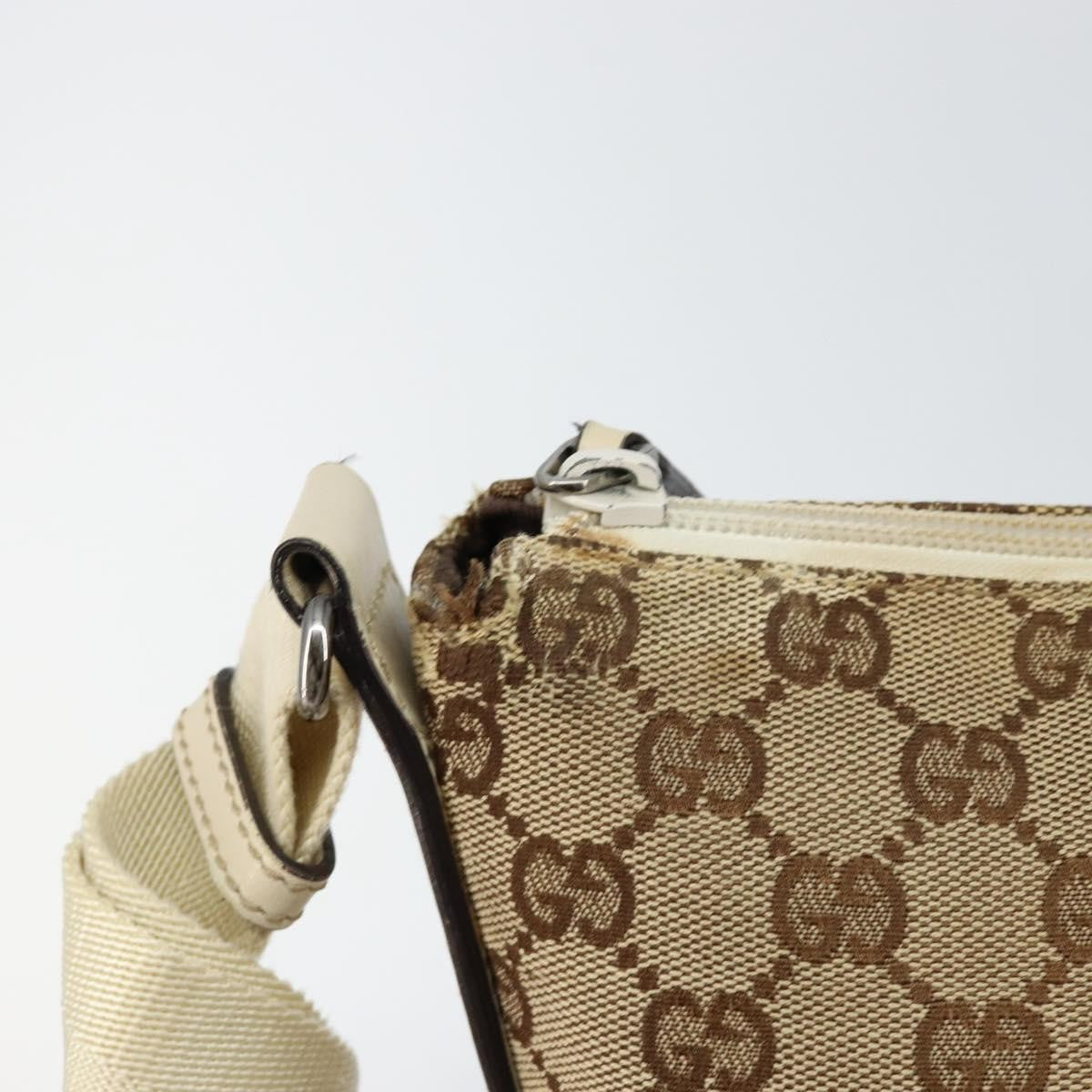 Gucci Zip Messenger GG Canvas with Perforated Leather, BEIGE, CANVAS, Shoulder bag