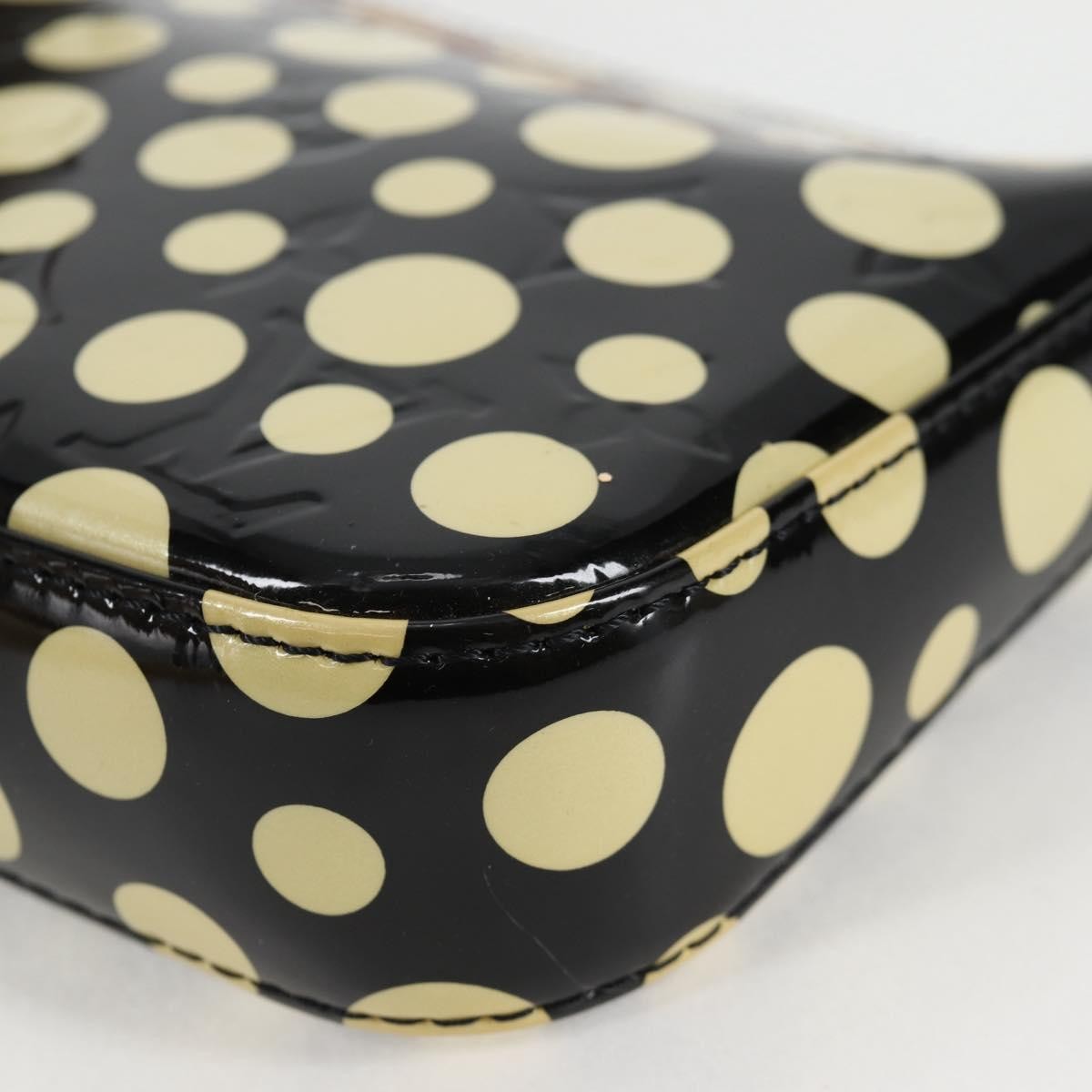 Louis Vuitton Pochette Accessoires Yayoi Kusama Painted Dots Monogram vernis, BLACK, PATENT_LEATHER, Clutche & pouche