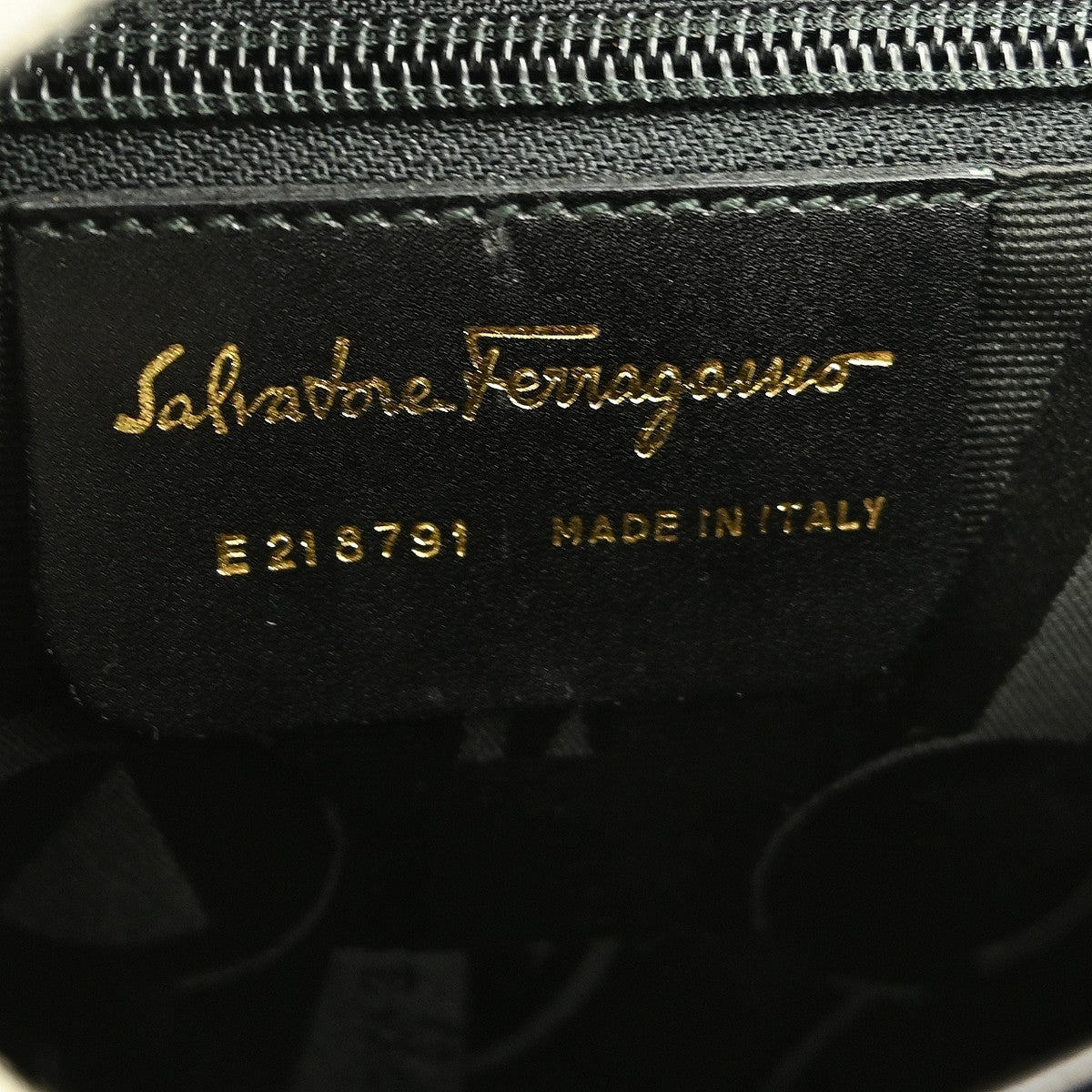 Salvatore Ferragamo Gancini handbag Leather, BLACK, LEATHER, Handbag