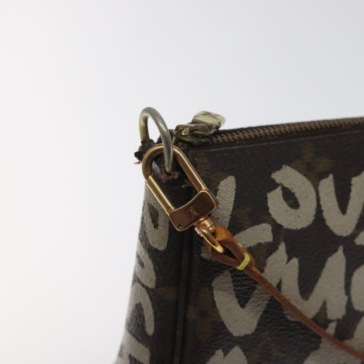 Louis Vuitton Pochette Accessoires Limited Edition Monogram Graffiti, BROWN, CANVAS, Clutche & pouche