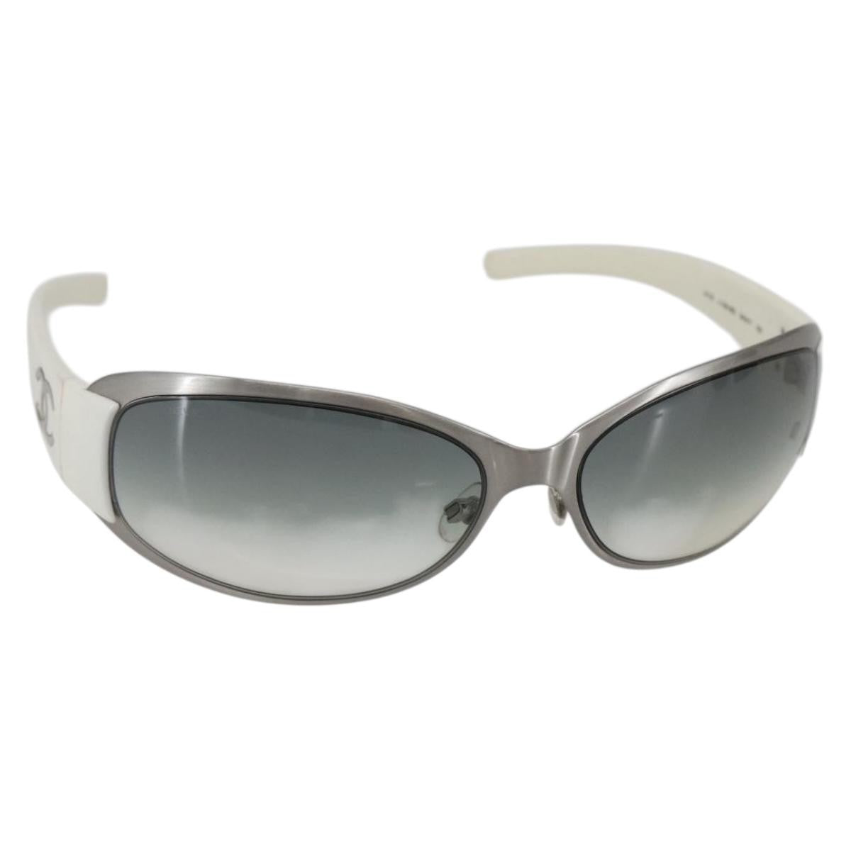 Chanel Logo CC Sunglasses Metal, WHITE, METAL, Sunglasse