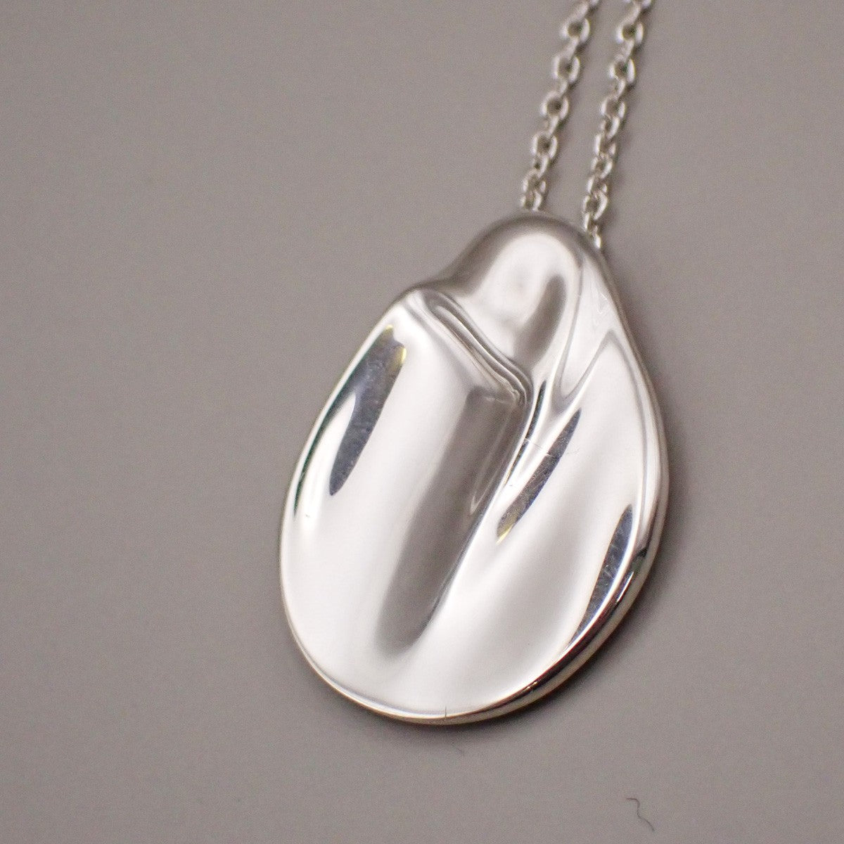 Tiffany & Co. Madonna Chain Necklace Silver, SILVER, SILVER, Necklace