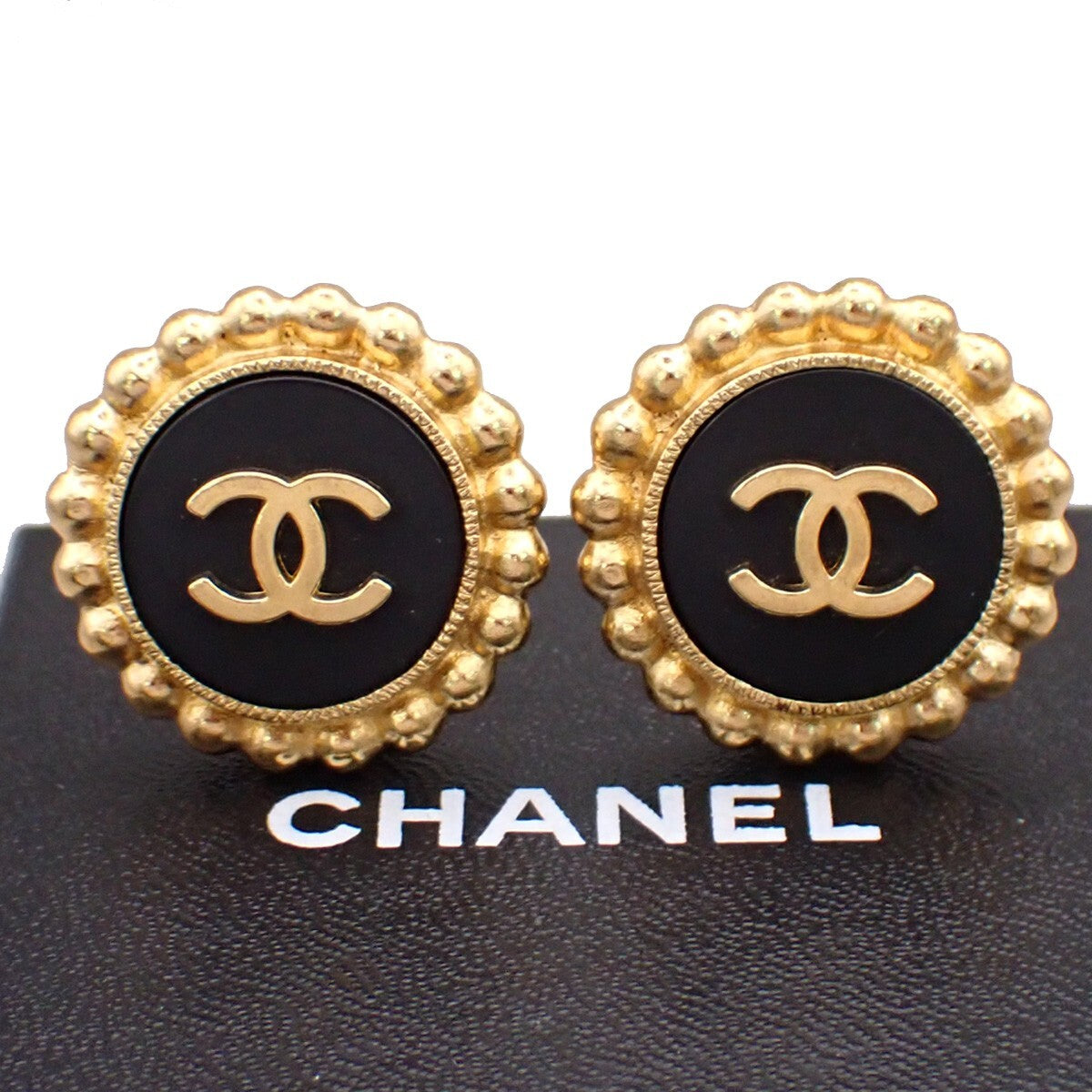 Chanel CC Round Earrings Metal, Black, Gold Plated, Earrings