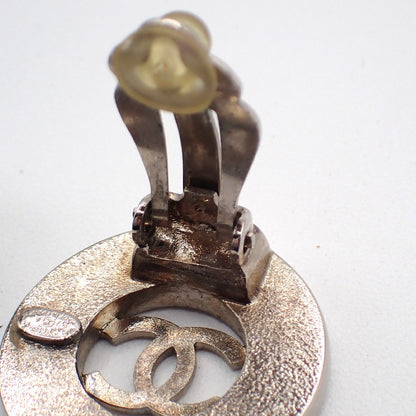 Chanel CC Cutout Round Clip-On Earrings Metal, SILVER, METAL, Earrings
