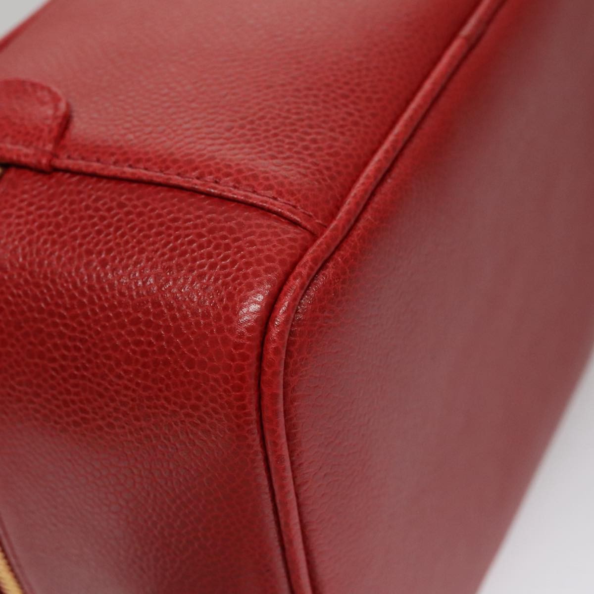 Chanel Vintage Timeless Cosmetic Case Caviar, RED, LEATHER, Clutche & pouche